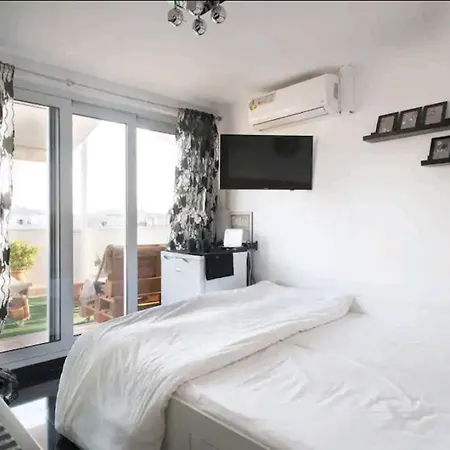 Stunning Penthouse Acropolis View Apartment